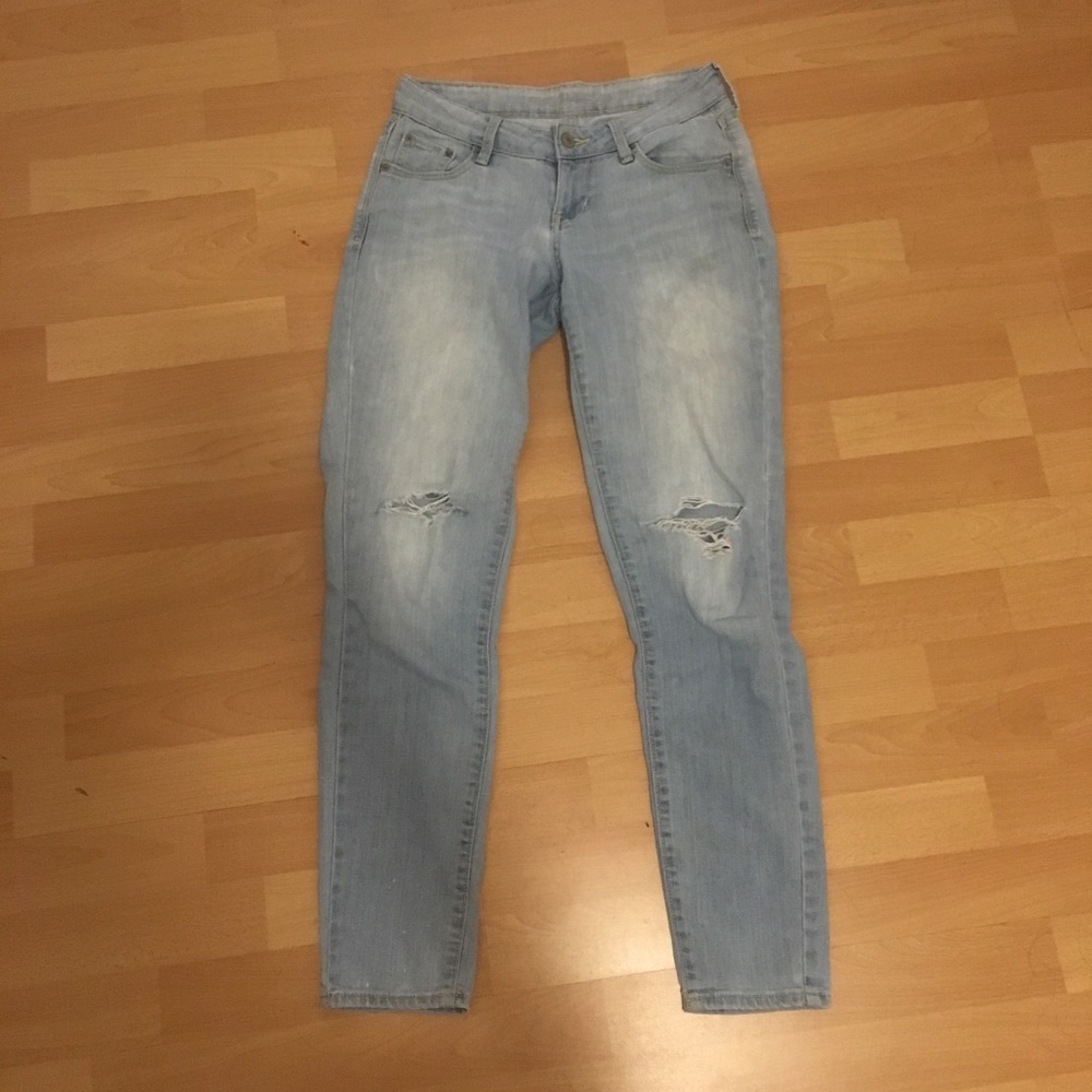 Old Navy Rockstar Distressed Jeans